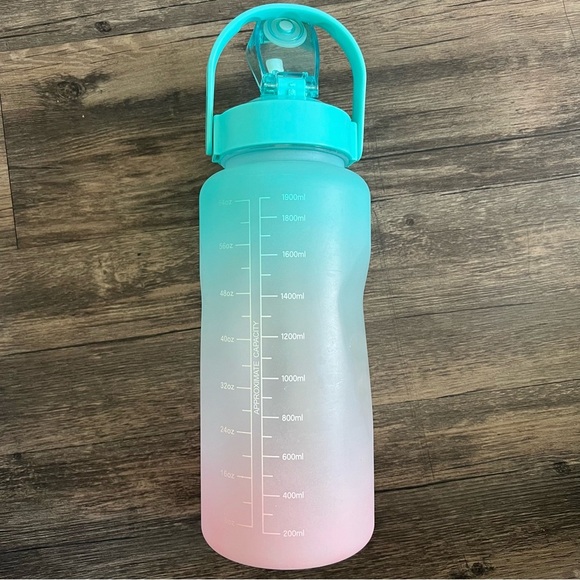 Water Bottle Jug 64oz Built-in Straw Time Marker Gradient Blue Pink Sport Gym - Picture 8 of 11